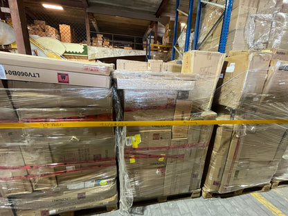 Lote de 27 pallets de Muebles